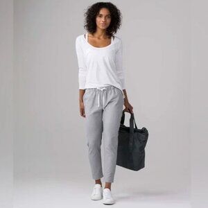 Lululemon Athletica Jet Crop Luon in Herringbone Heathered White Slate